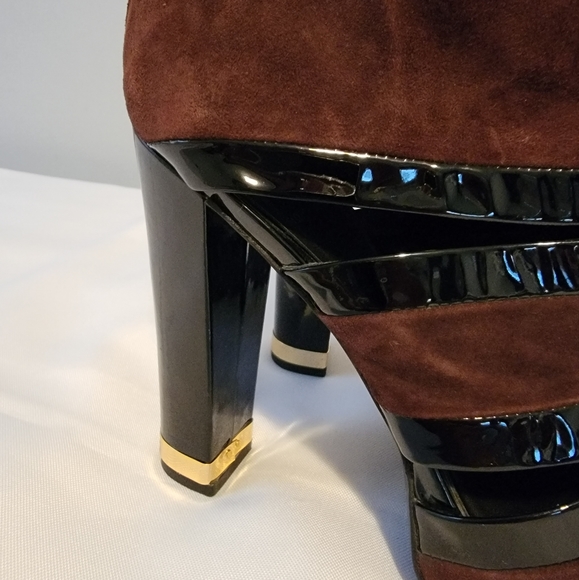 Tory Burch Lucille Brown Leather Peep Toe Logo Ankle US 9M - Picture 8 of 14